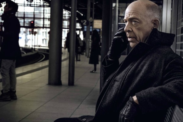 Maio: "Counterpart" ganha novos episódios no TNT Series