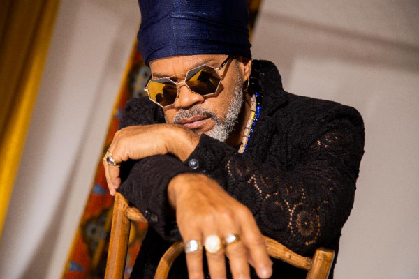 Carlinhos Brown lança Live inédita “Umbalista”